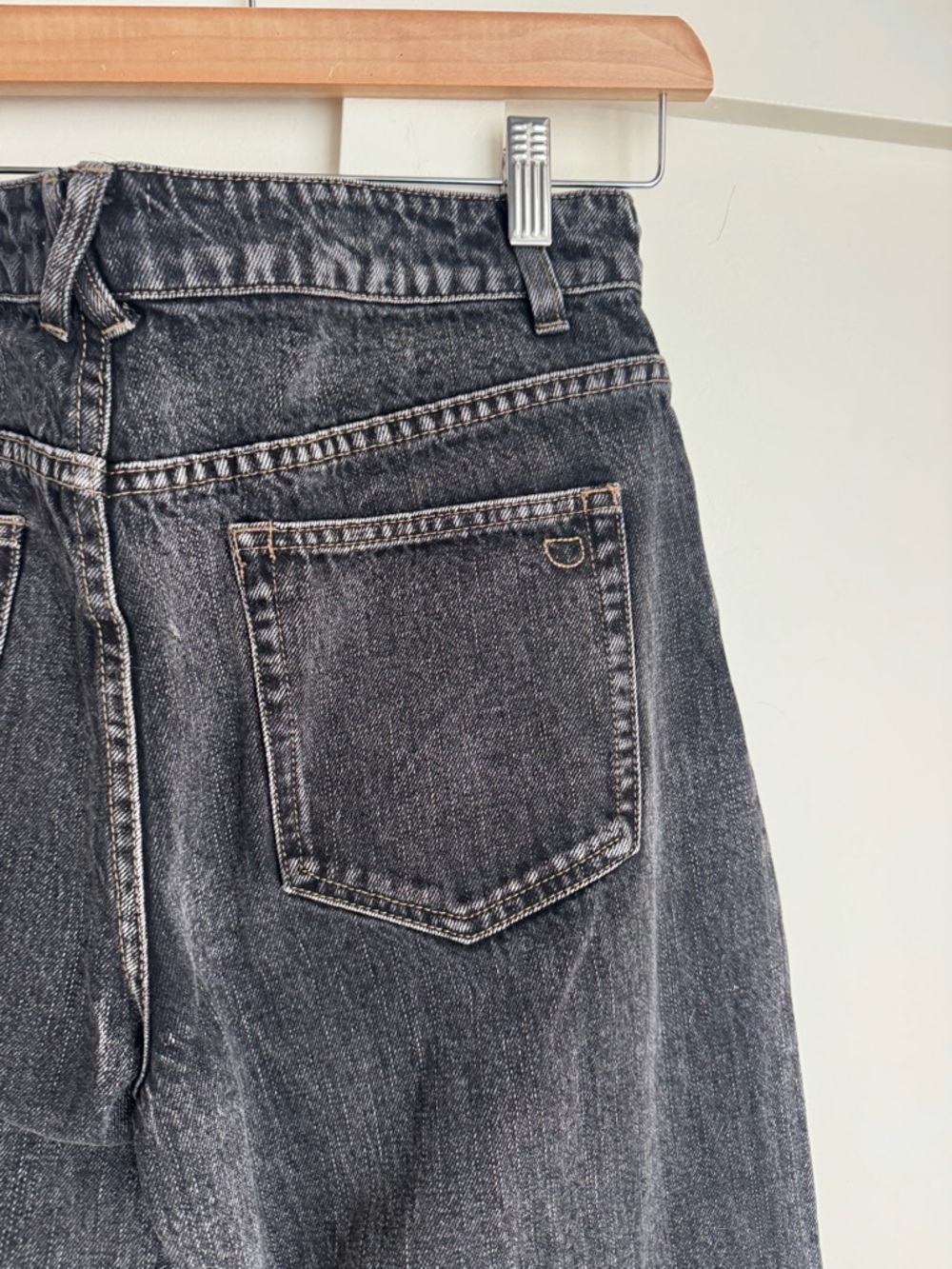 DISSH Relaxed Fit Washed Black Women's Jeans - Picture 3 of 10